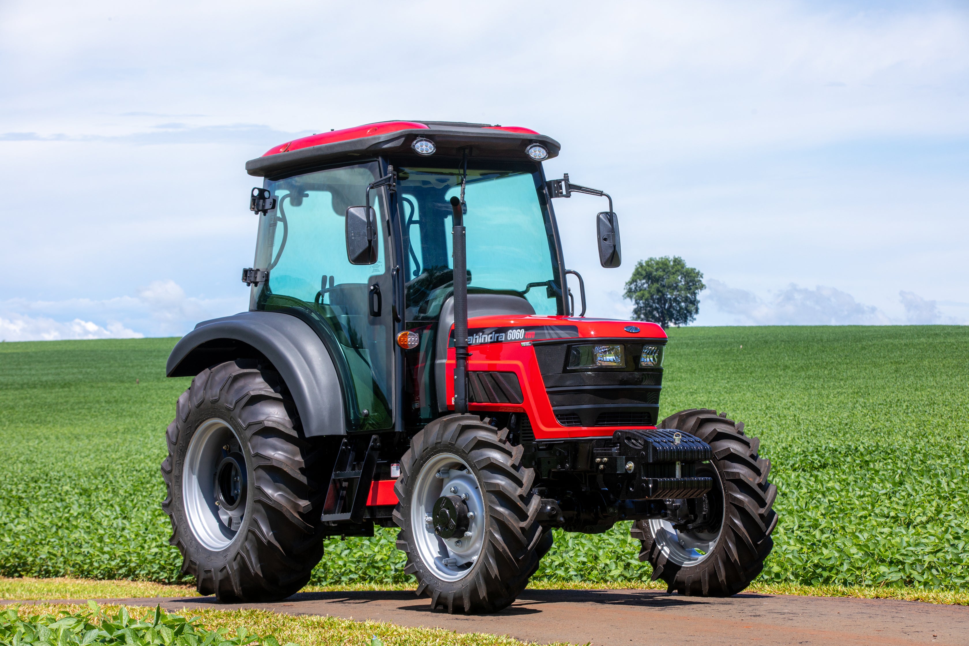 Trator Mahindra 6060